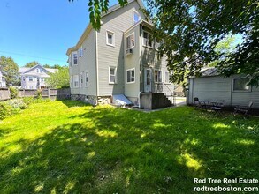 25 Fuller St, Unit 4-bed 1-bath in Waltham, MA - Building Photo - Building Photo