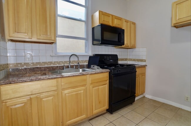 property at 39 Bowers St