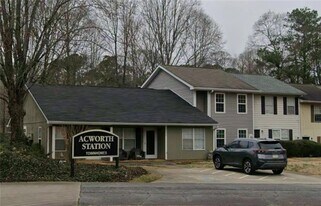 4265 Grogan St in Acworth, GA - Building Photo