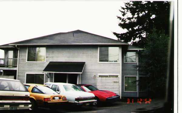 2320 63rd St SE in Everett, WA - Building Photo