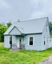 624 S George St in Rome, NY - Building Photo