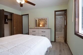 1133 126th Ln NE in Blaine, MN - Building Photo - Building Photo