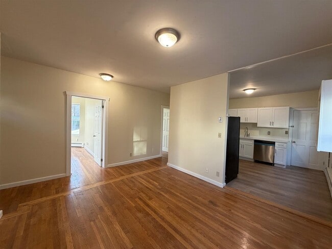 71 Winchester St, Unit 1