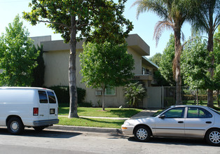 1934 E Wilson Ave in Orange, CA - Building Photo - Building Photo