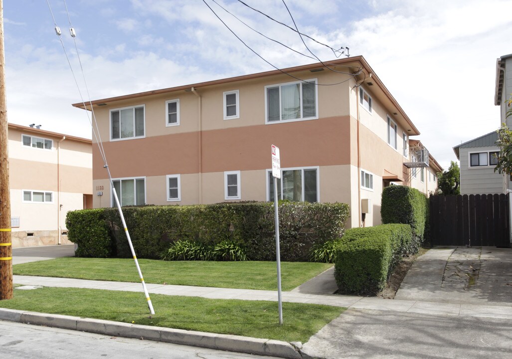 1133-1129 Rhinette Ave in Burlingame, CA - Building Photo