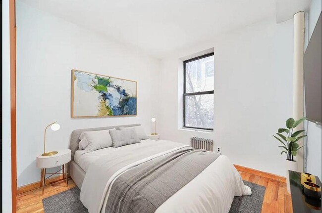 460 9th Ave in New York, NY - Building Photo - Building Photo