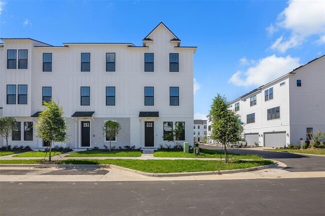 property at 15178 Groveside Rd