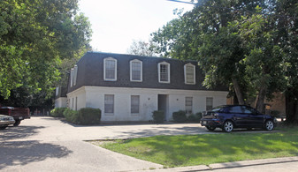 353 West Dr Apartments