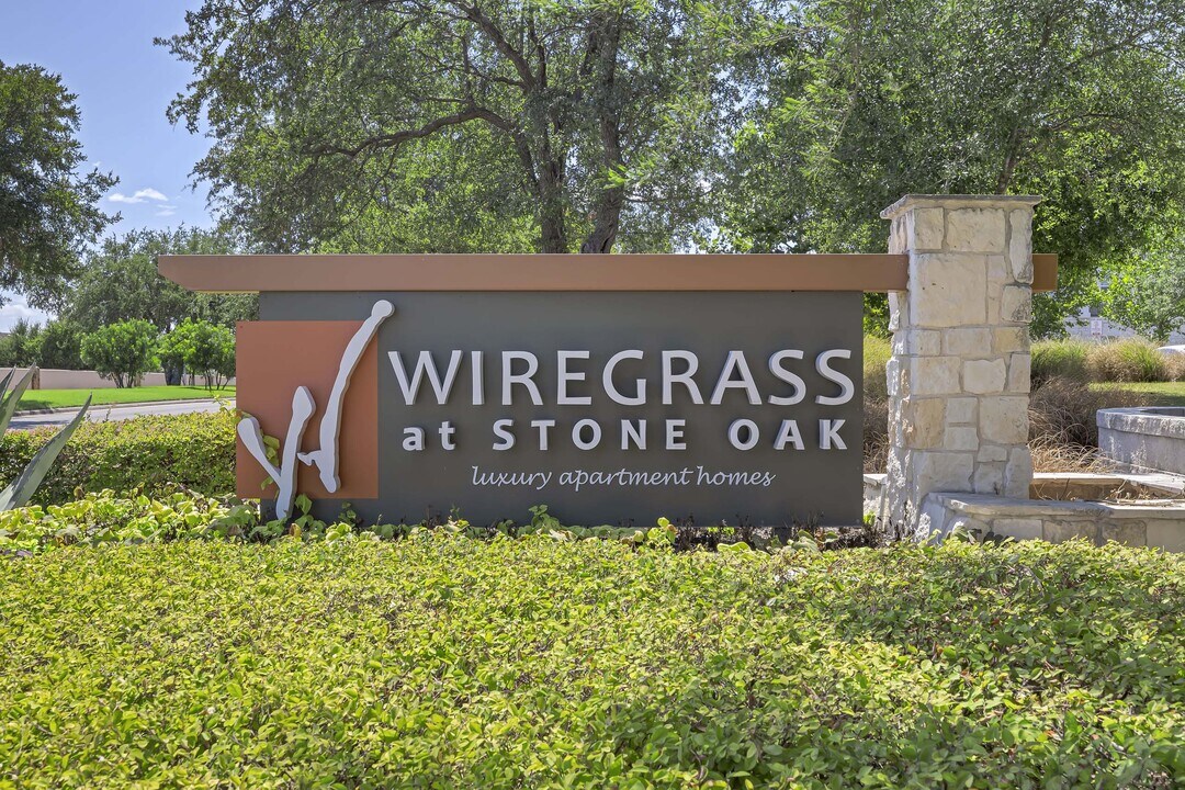 Wiregrass at Stone Oak in San Antonio, TX - Building Photo
