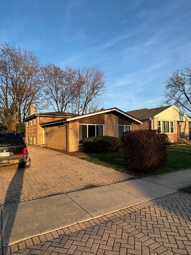 property at 608 Lavergne Ave