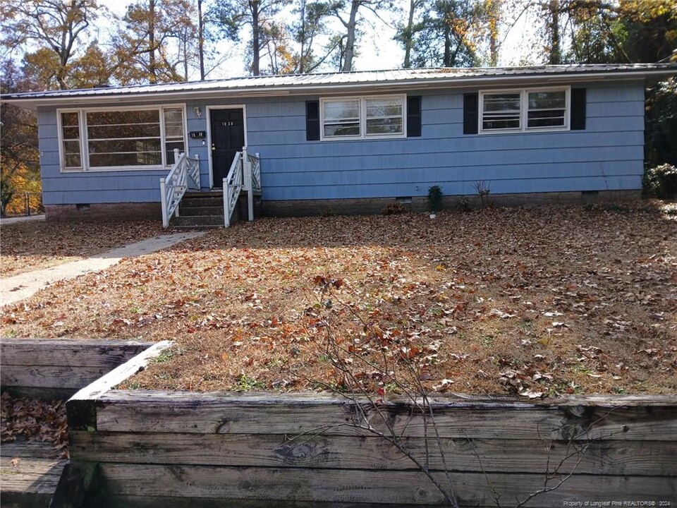 1939 Spruce St in Fayetteville, NC - Building Photo