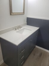 718 N 18th St, Unit 3 in Fort Smith, AR - Foto de edificio - Building Photo