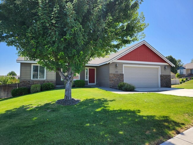 property at 1388 Cowiche Ct