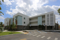 Northwest Gardens IV-Sistrunk in Fort Lauderdale, FL - Foto de edificio - Building Photo