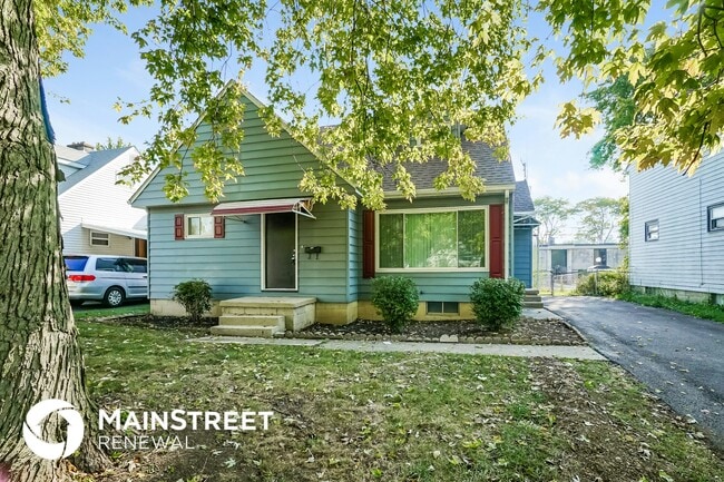 property at 298 Pineview Dr