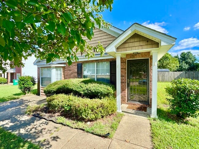 4688 Northwood Hills Dr in Memphis, TN - Building Photo - Building Photo