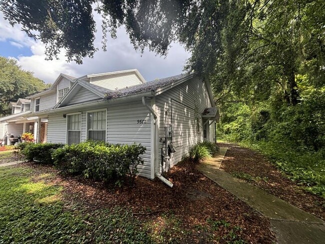 property at 9600 River Walk Ct