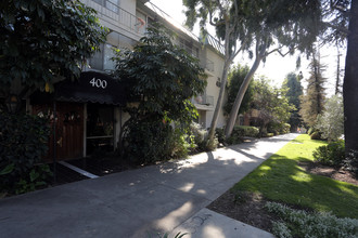 400 S La Fayette Park Pl in Los Angeles, CA - Foto de edificio - Building Photo