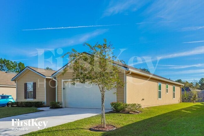 2361 Bonnie Lakes Dr in Green Cove Springs, FL - Building Photo - Building Photo