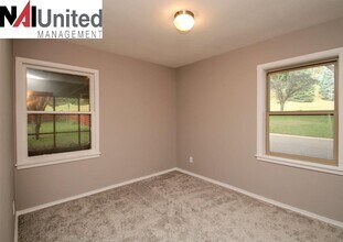 3149 Isabella St in Sioux City, IA - Building Photo - Building Photo