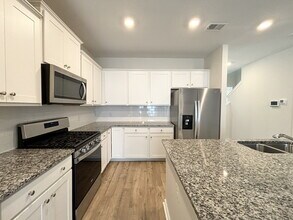 68 Slater St in Bluffton, SC - Building Photo - Building Photo