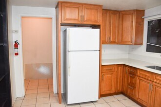 125 S Cypress St in Orange, CA - Building Photo - Building Photo