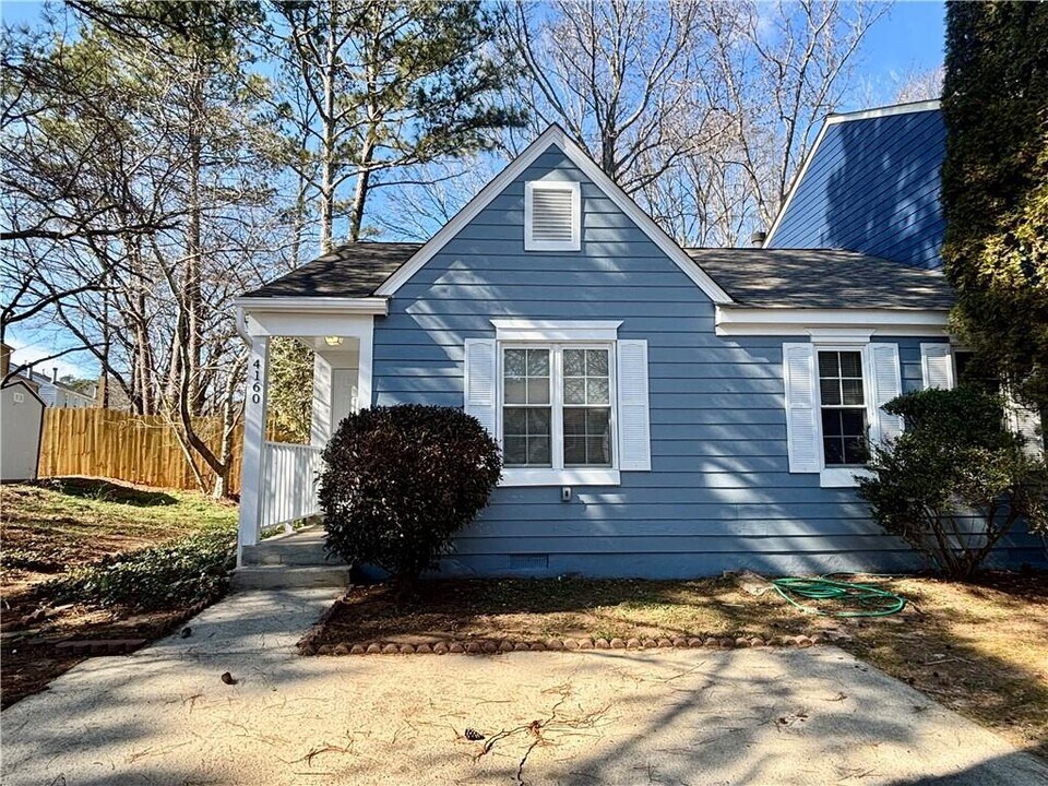 4160 Buckley Woods Dr in Norcross, GA - Building Photo