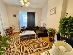 686 Parker St, Unit 2 in Boston, MA - Building Photo - Building Photo