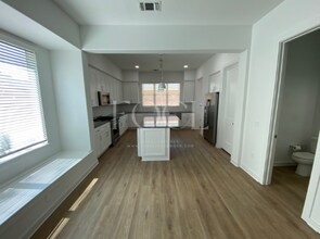 12118 Savannah Ave in Lubbock, TX - Foto de edificio - Building Photo