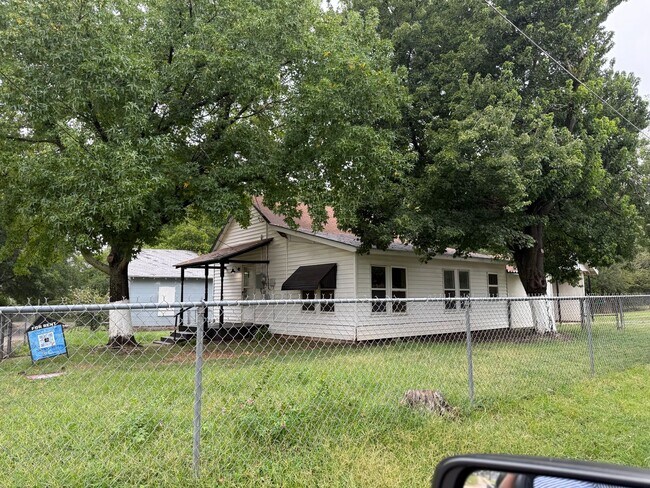 property at 218 D St SE