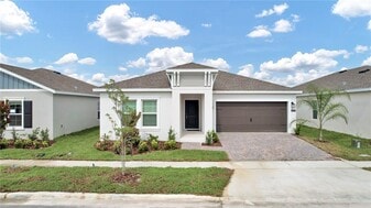 4951 Worchester Dr in Kissimmee, FL - Building Photo