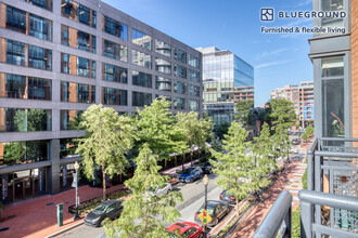 425 Massachusetts Ave NW in Washington, DC - Foto de edificio - Building Photo