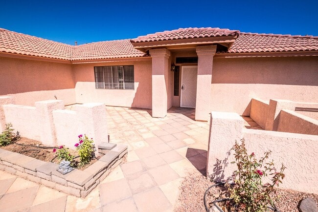 1711 E Kasti Trail in Sierra Vista, AZ - Building Photo - Building Photo