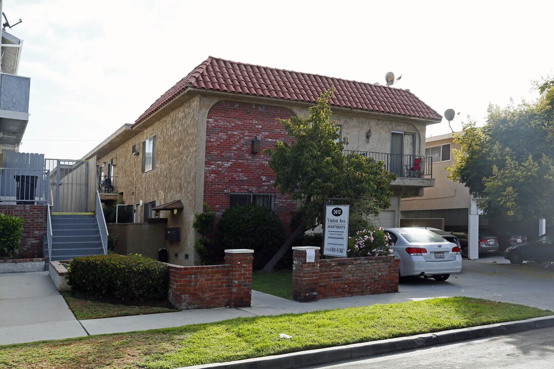 Vinton Ave Apartments in Los Angeles, CA - Foto de edificio