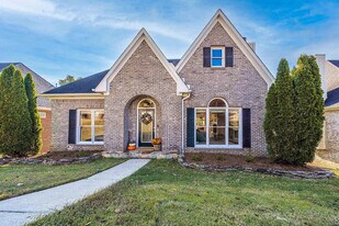 1565 Bent River Cir in Birmingham, AL - Building Photo