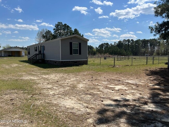property at 4188 Lobelia Rd