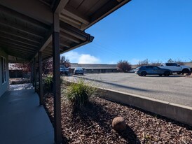 4758 Skyway, Unit 7 in Paradise, CA - Building Photo