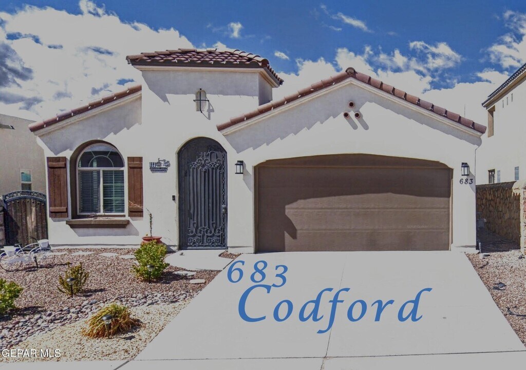 683 Codford in El Paso, TX - Building Photo