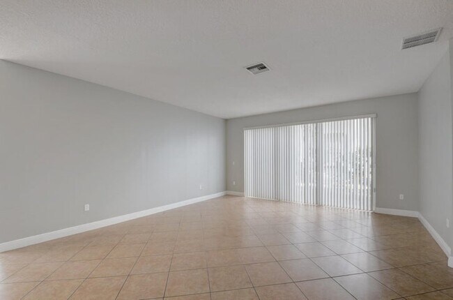 9860 Woolworth Ct in Wellington, FL - Foto de edificio - Building Photo