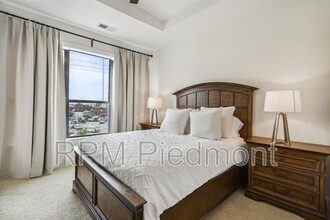 174 Chester Ave SE in Atlanta, GA - Foto de edificio - Building Photo