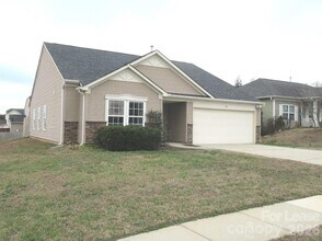 122 Anastasia Ln in Lincolnton, NC - Building Photo - Building Photo