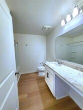 7036 Cruz Ct in Lakeland, FL - Foto de edificio - Building Photo