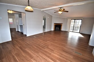 4210 Marthas Chapel Rd in Cunningham, TN - Building Photo - Building Photo