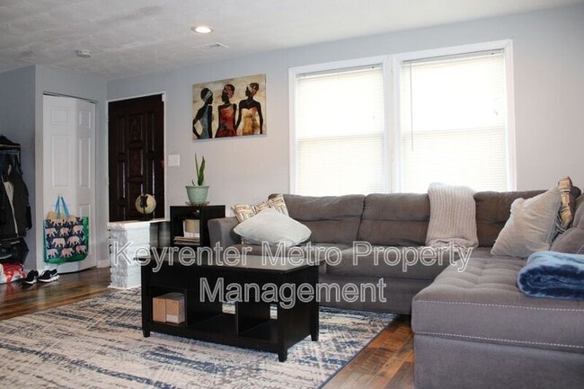 1806 Palmer Park Rd in Hyattsville, MD - Building Photo - Building Photo