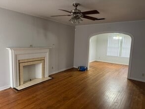 113 E Merrick St in Shreveport, LA - Building Photo - Building Photo