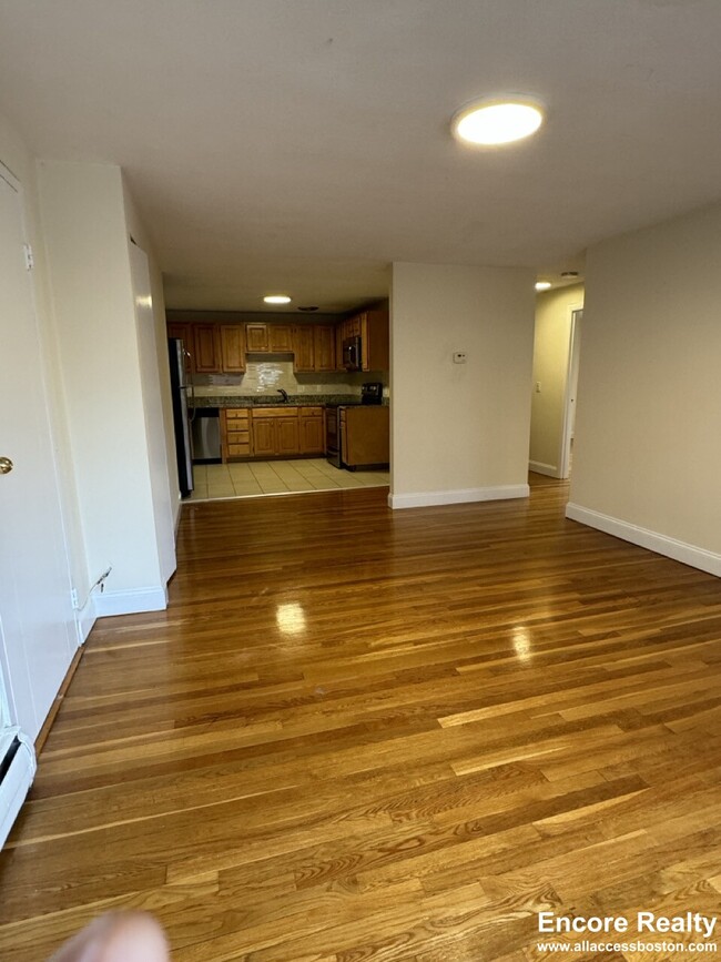 45 Winslow Rd, Unit 3H in Brookline, MA - Building Photo - Building Photo