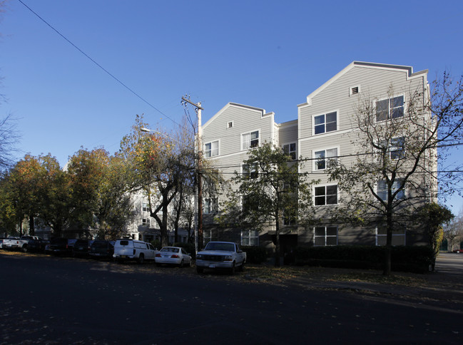 Buckman Heights in Portland, OR - Building Photo - Building Photo