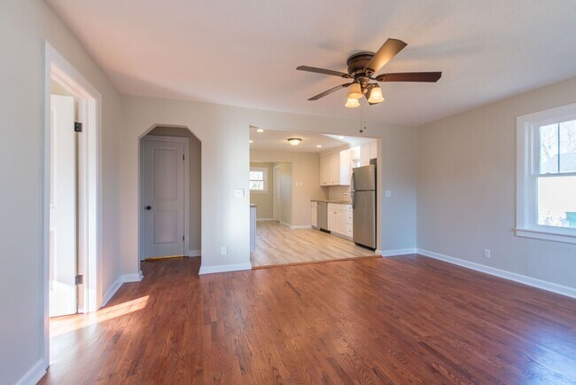 1833 S Kimbrough Ave in Springfield, MO - Building Photo - Building Photo