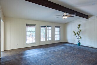 9848 Weir Lp Cir in Austin, TX - Building Photo - Building Photo