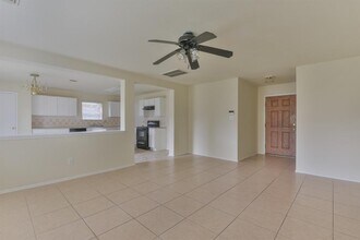 5719 Clerkenwell Dr in Houston, TX - Building Photo - Building Photo